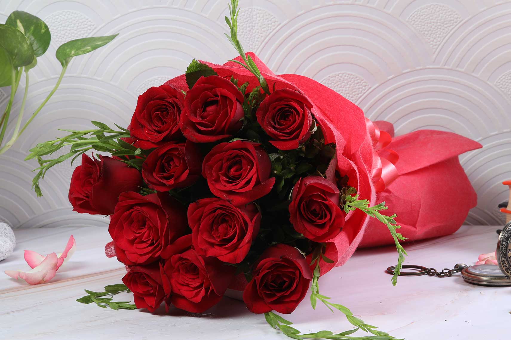 Buy Charming red hot bouquet