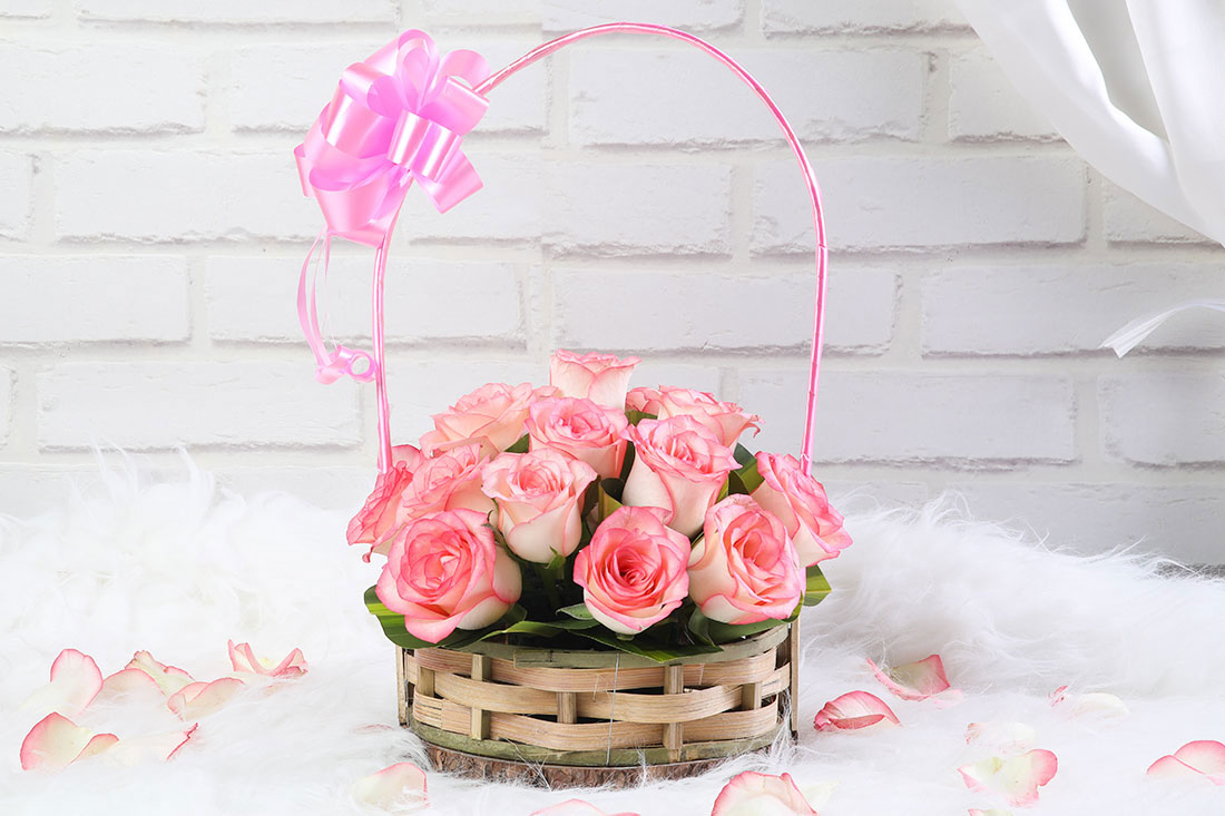 Send Pink Rose Basket Online Online