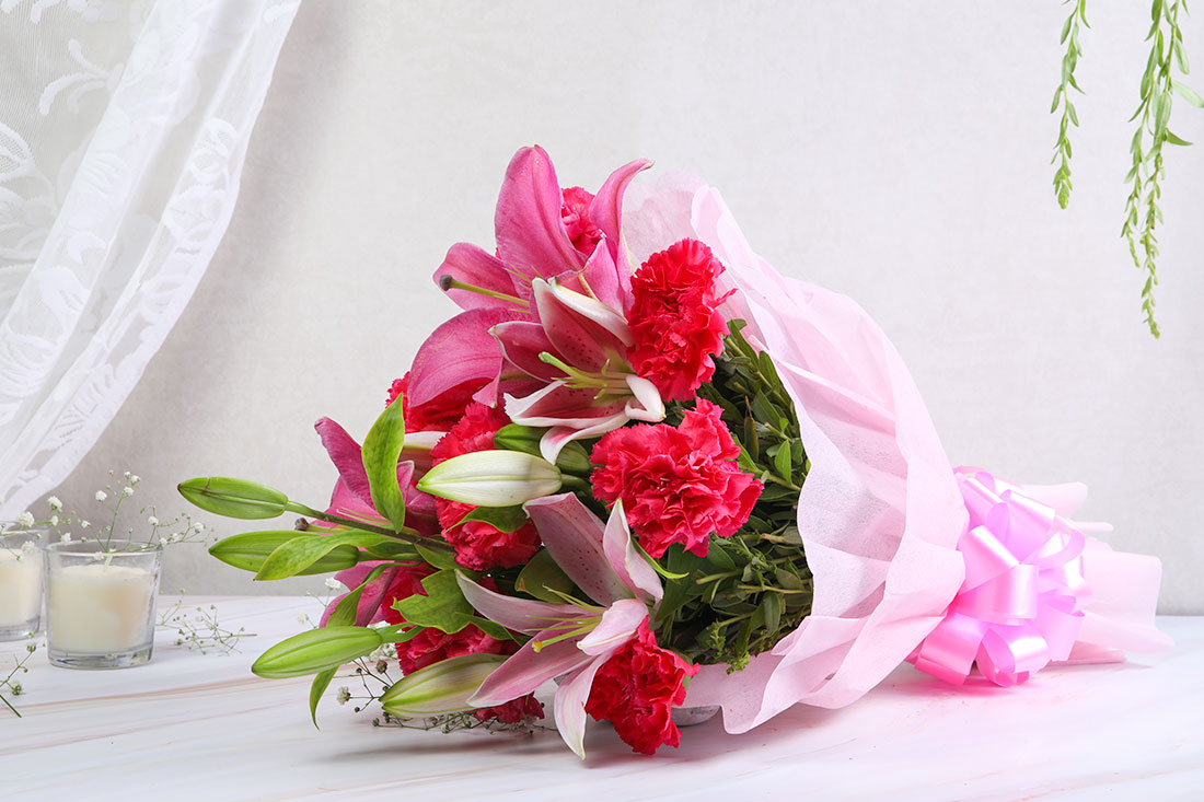 Order Flower Bunch of 10 Pink Carnations & 3 Asiatic Pink Lilies Online