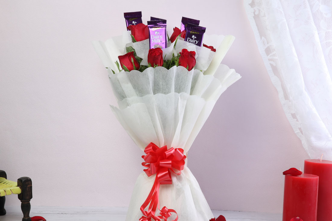 Order Rose and dairy milk bouquet