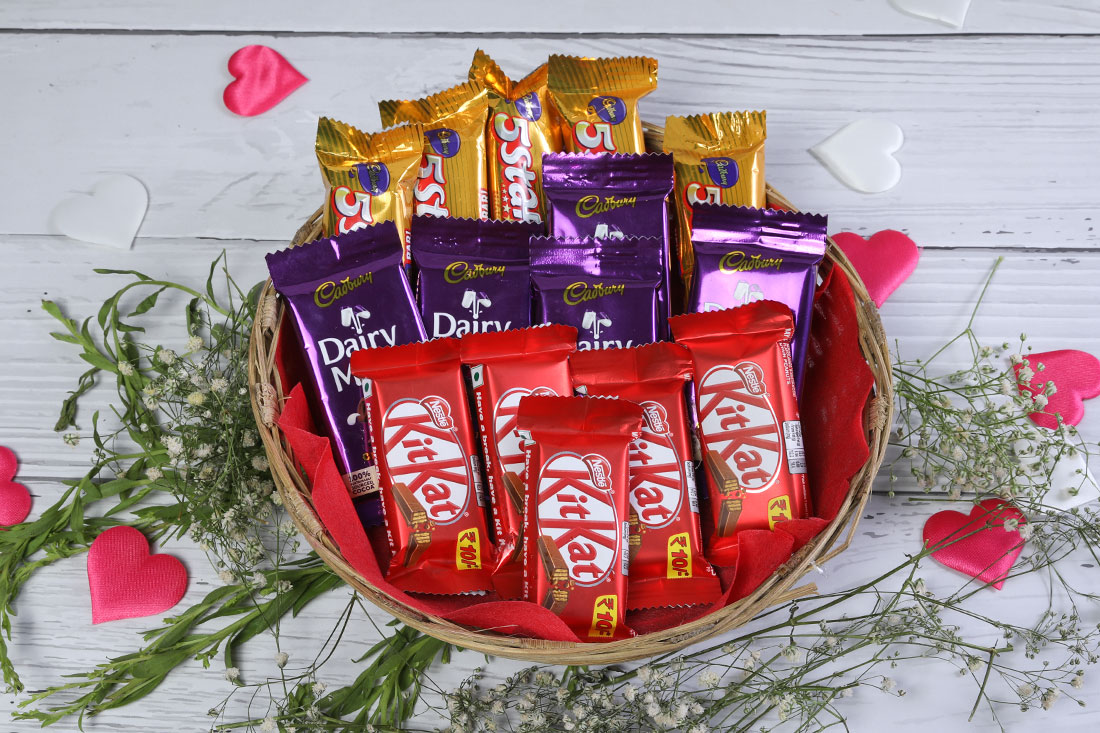 Send Chocolate box Online, Price ₹695
