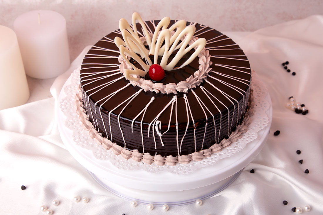 Mawky Chocolate Dessert Cake