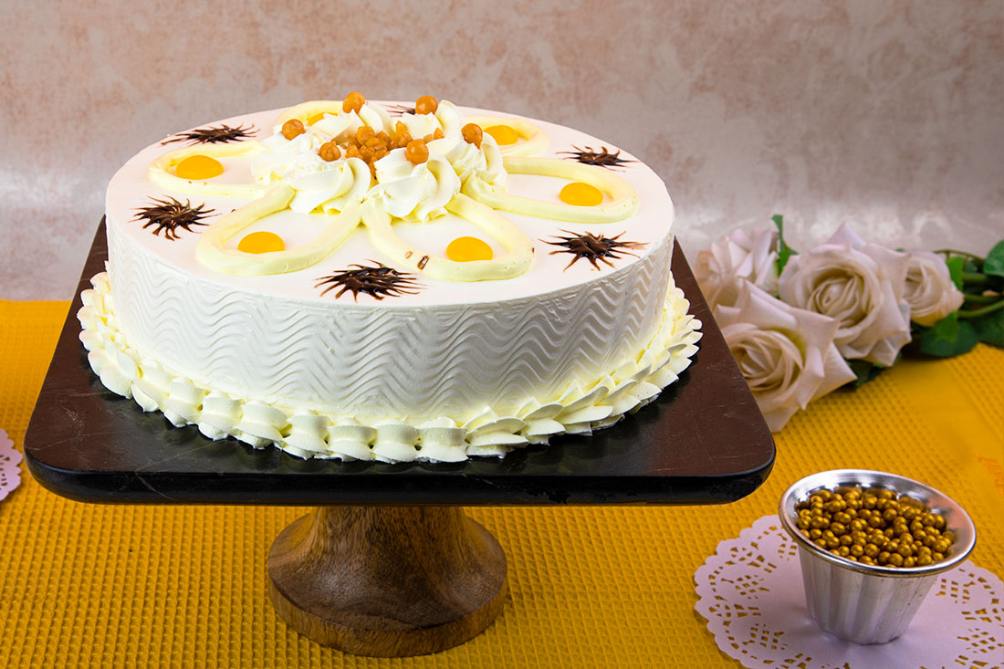 Send Buttercream Special Cake in 1/2 kg, 1 kg, 2 kg Online