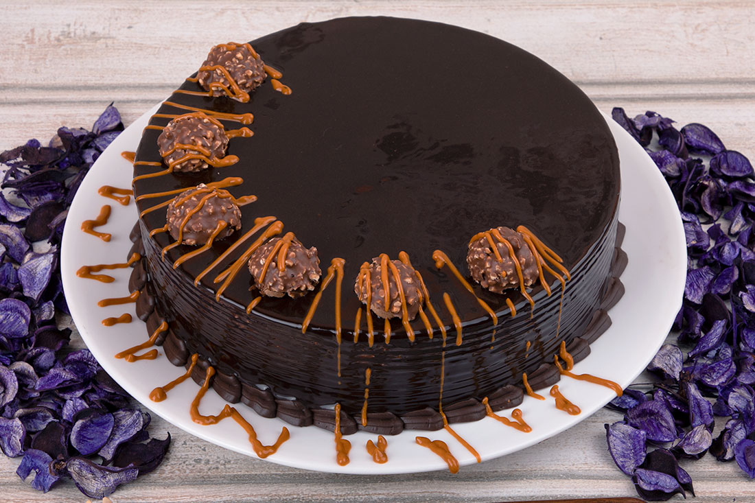 Send Ferrero Rocher Chocolate Cake