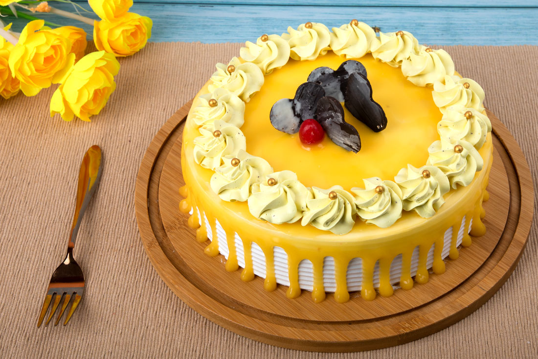 Order Pineapple Fudge Cake Eggless Online