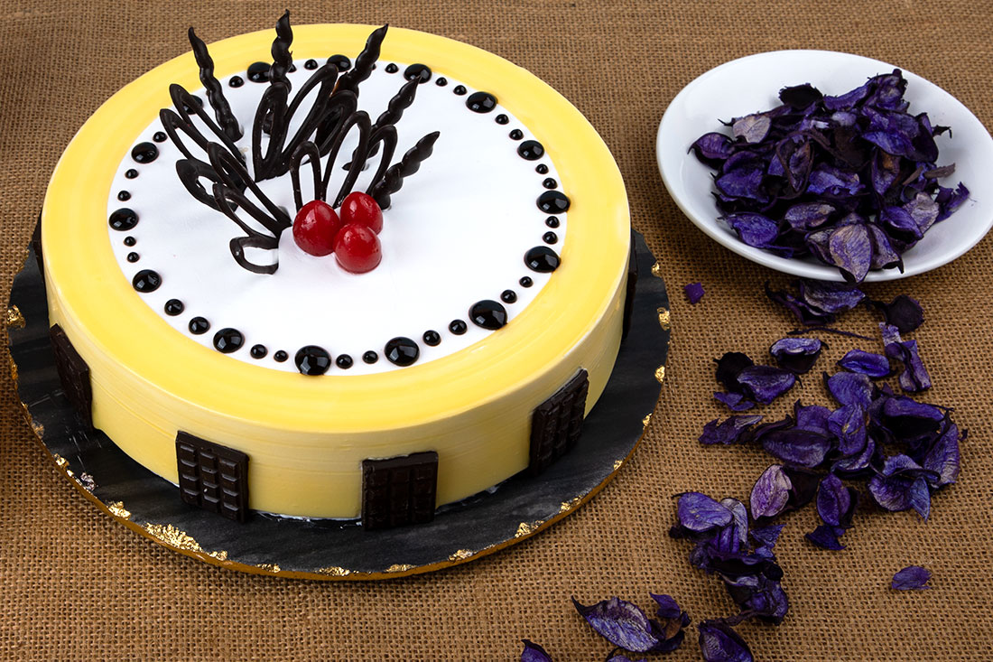 Buy Pine Chocolate Cake Online