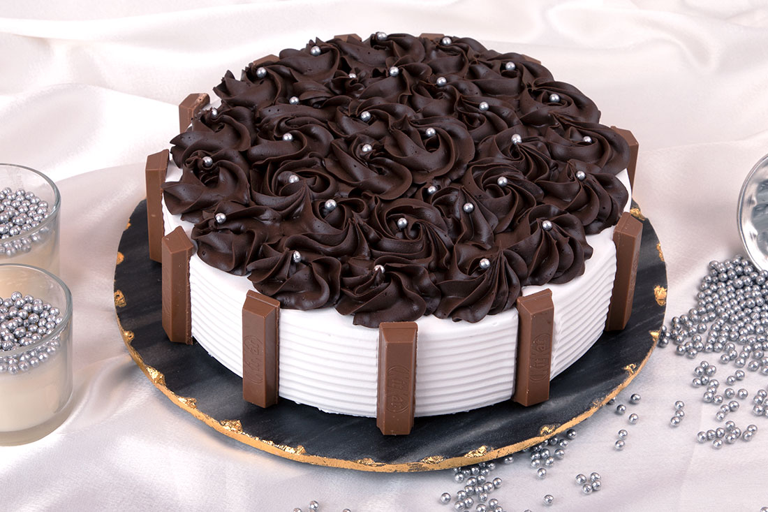 Send Choco Indulged Vanilla Cake Online in India