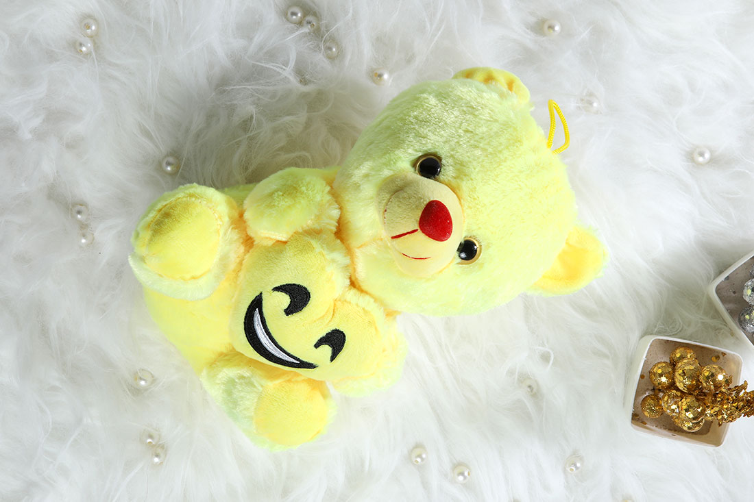 Smiling yellow bear