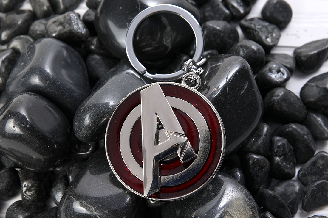 Avegers black keychain