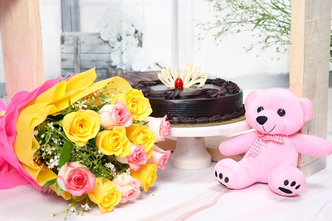 Adorable Gift Combo Buy Online