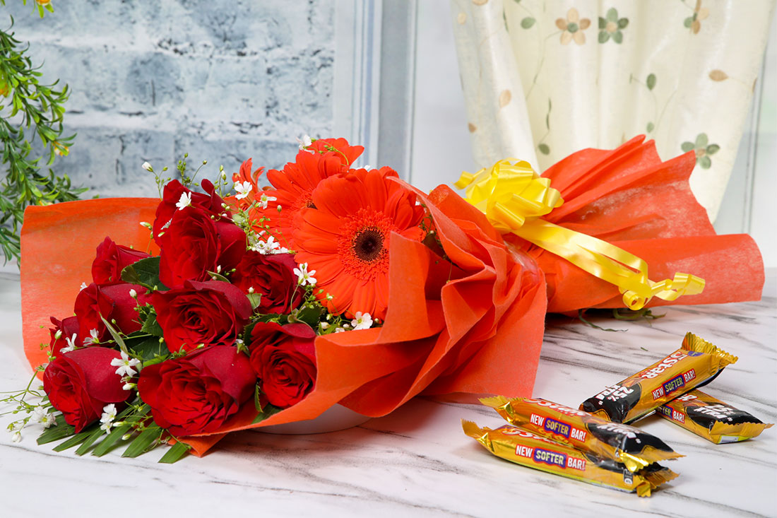 Sweet and Aromatic Gift Combo Order Now