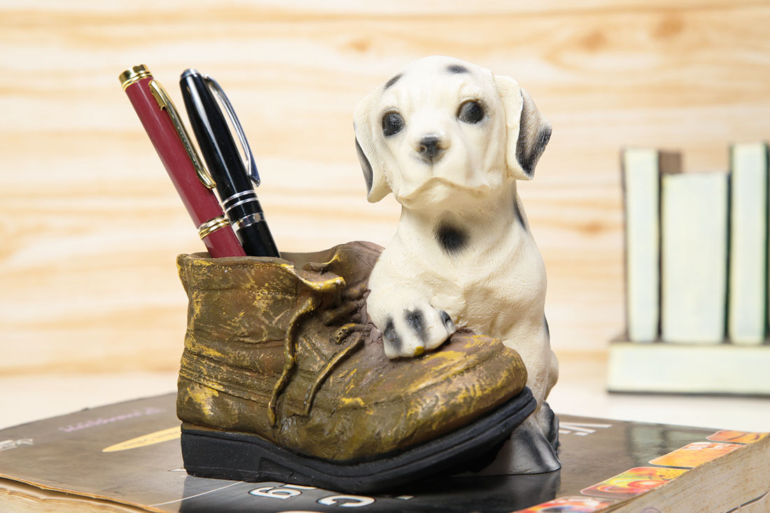 Cute Puppy Pen Stand