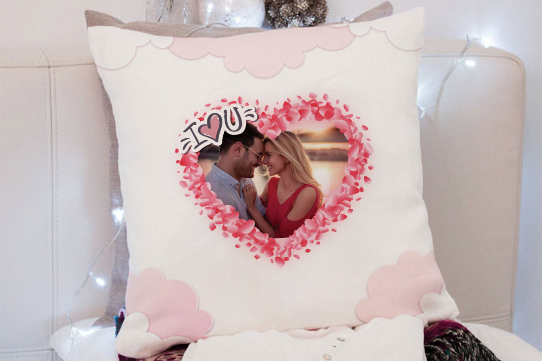 Send Personalized I Love You Cushion Online