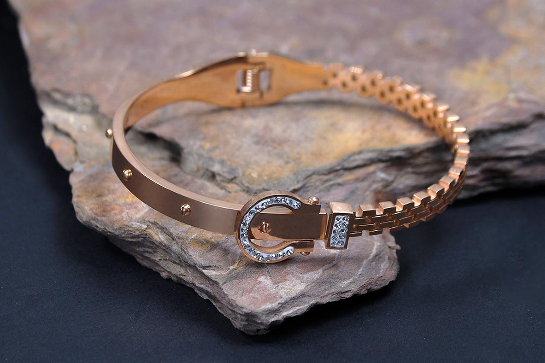 Classy Zerconia Adjustable Bracelet