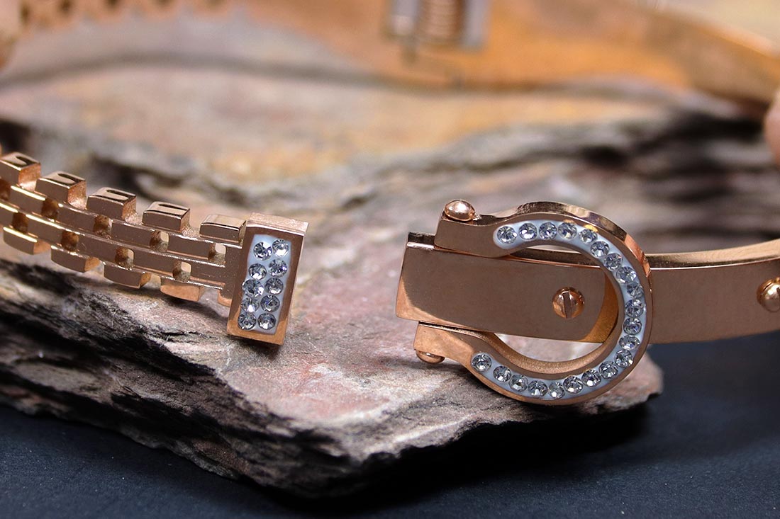 Classy Zerconia Adjustable Bracelet