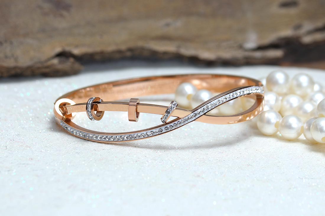 Send Contemporary Zirconia Brass Bracelet Online