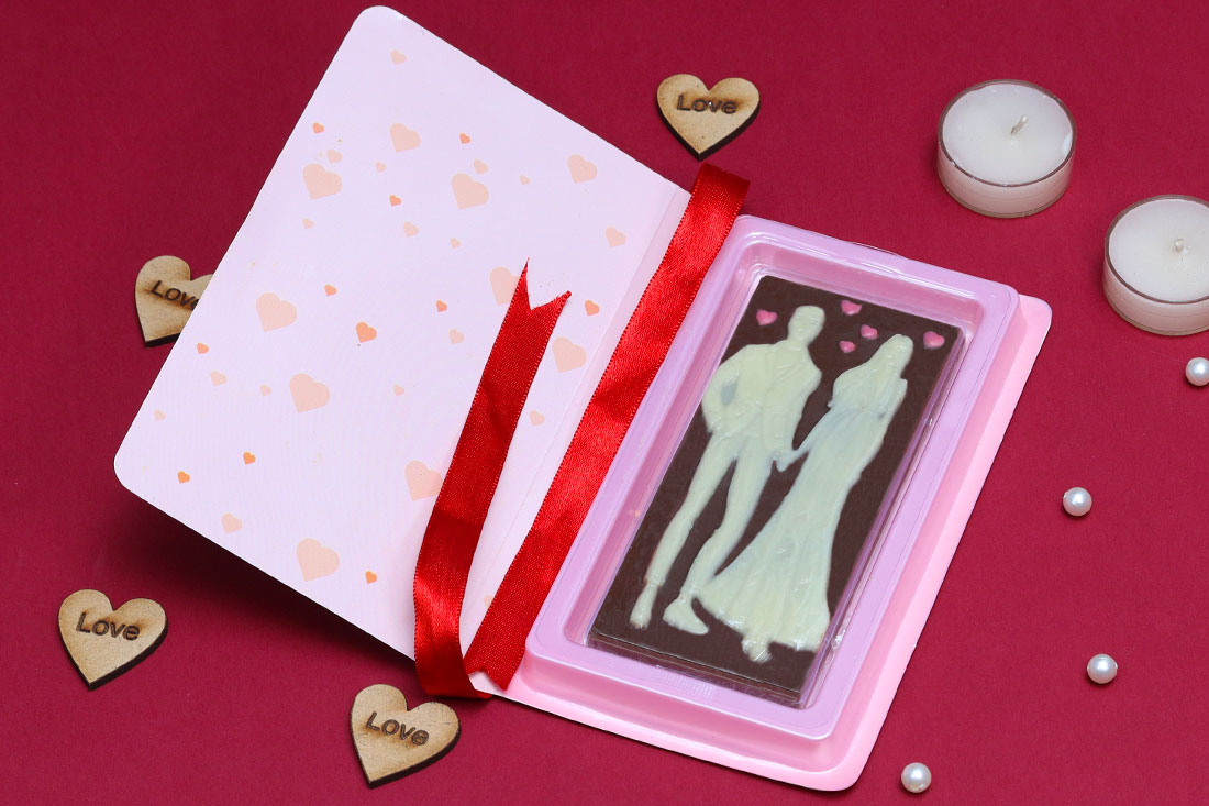  Couple Chocolate Bar Card  Online