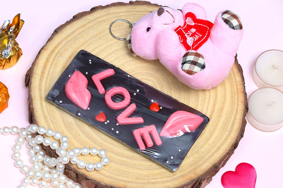Cute Teddy Bear N Love Chocolate Order Now