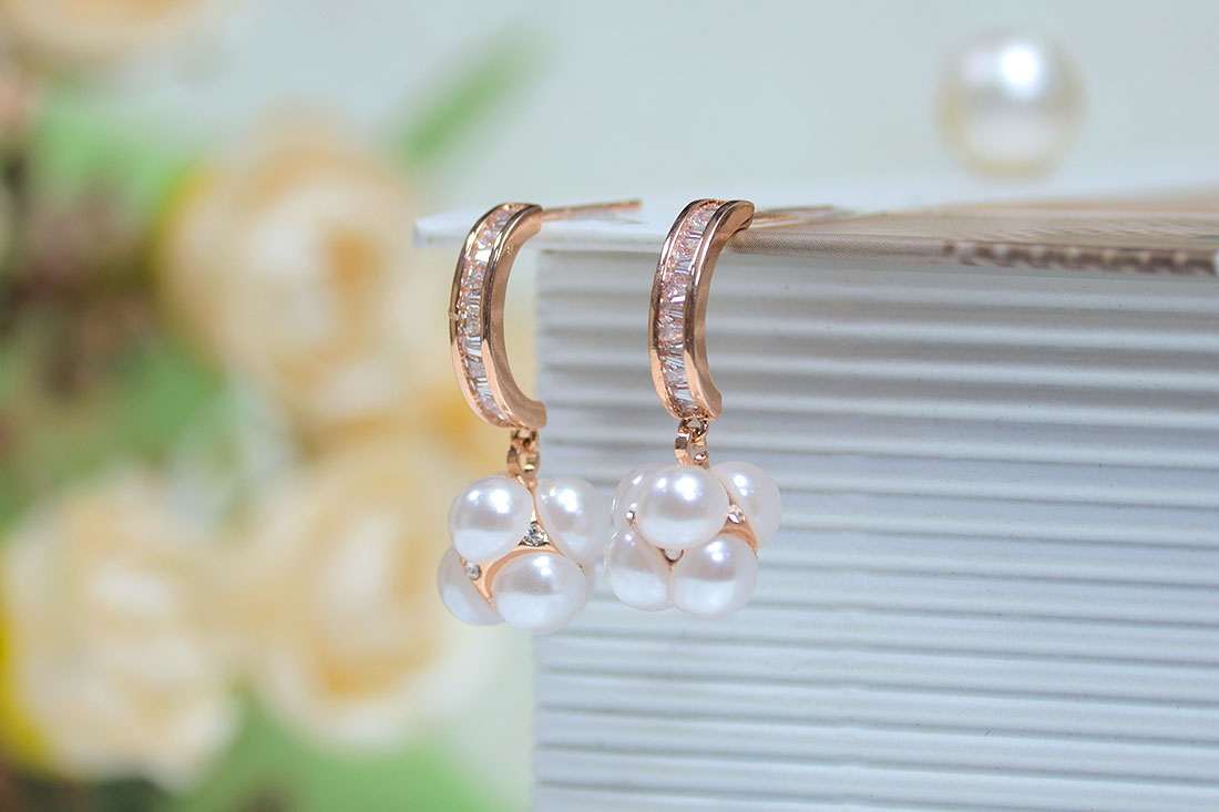 Elegant Pearl Drop Earrings