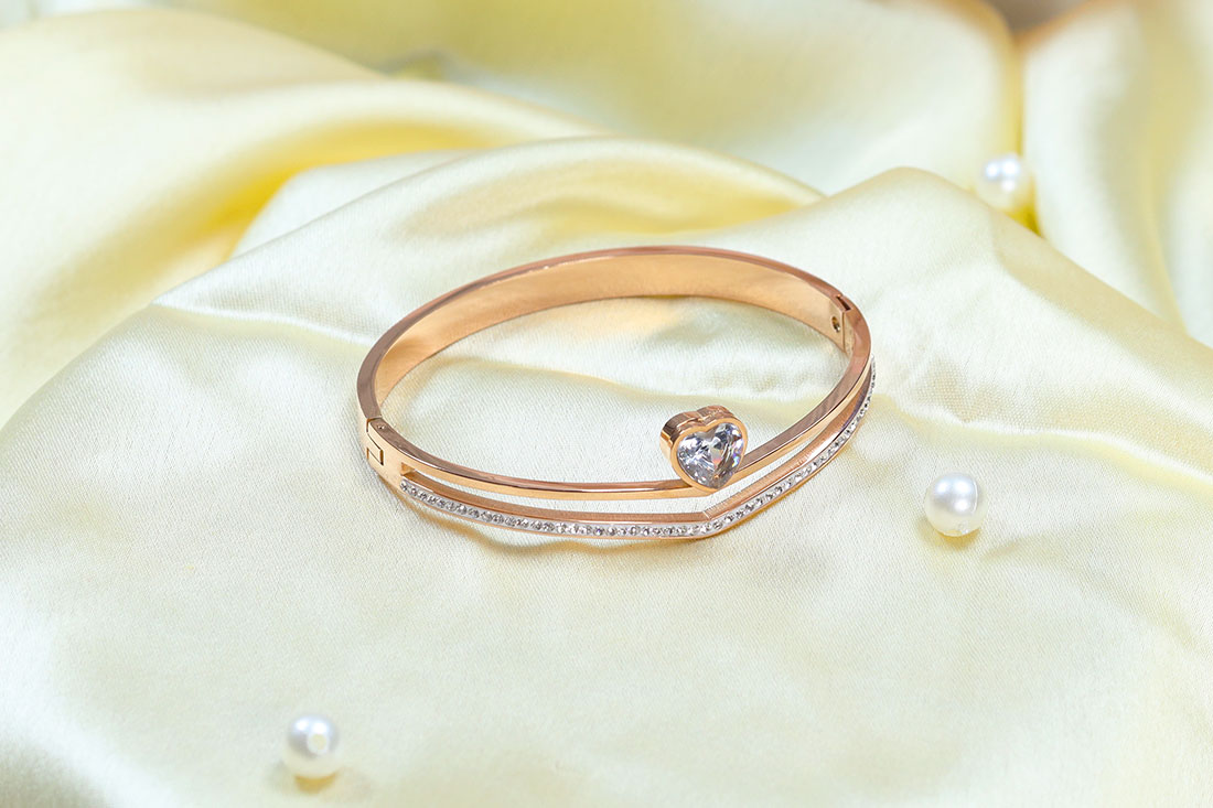 Heart Shaped Bracelet Buy Online