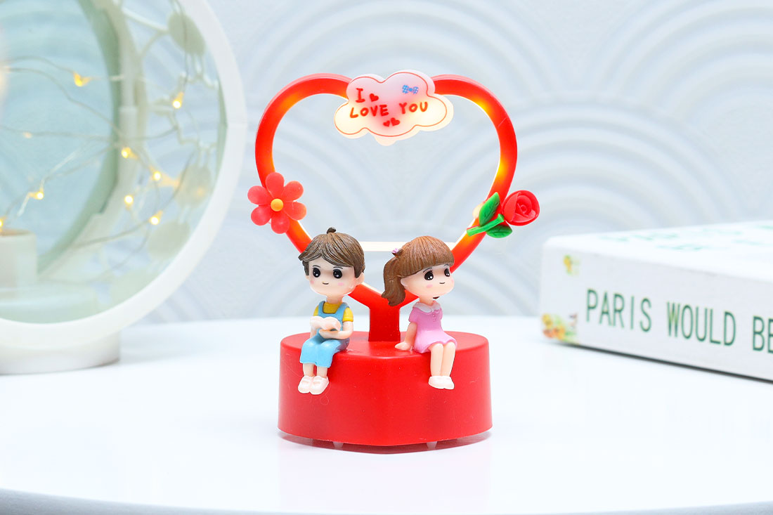 Love Couple LED Showpiece