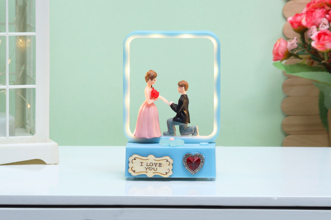 Romantic LED Purposing Couple Buy Online
