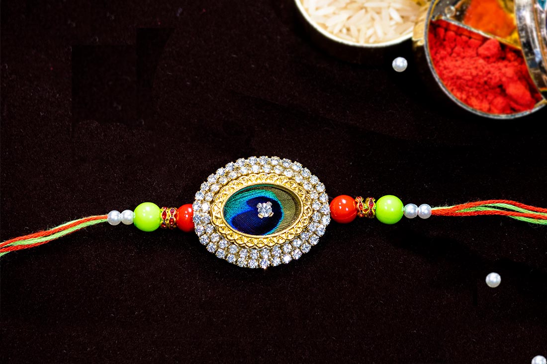 Send Attractive designer rakhi Online