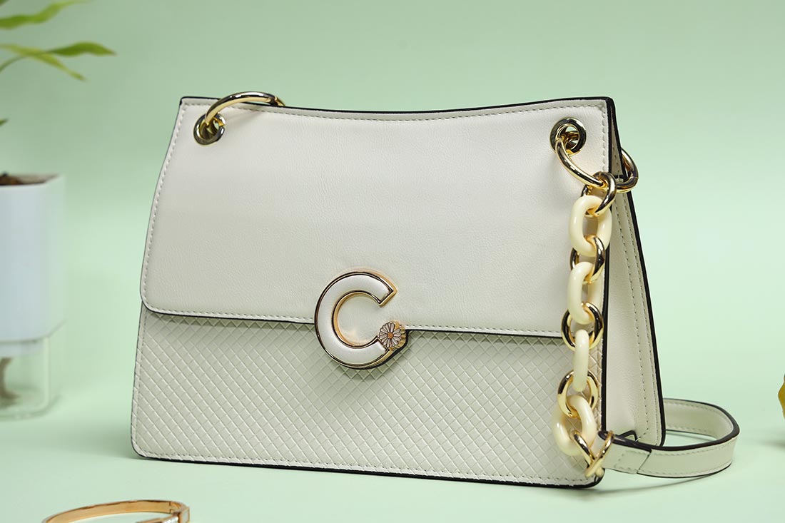 Flawless Multipurpose Off White Purse Send Now