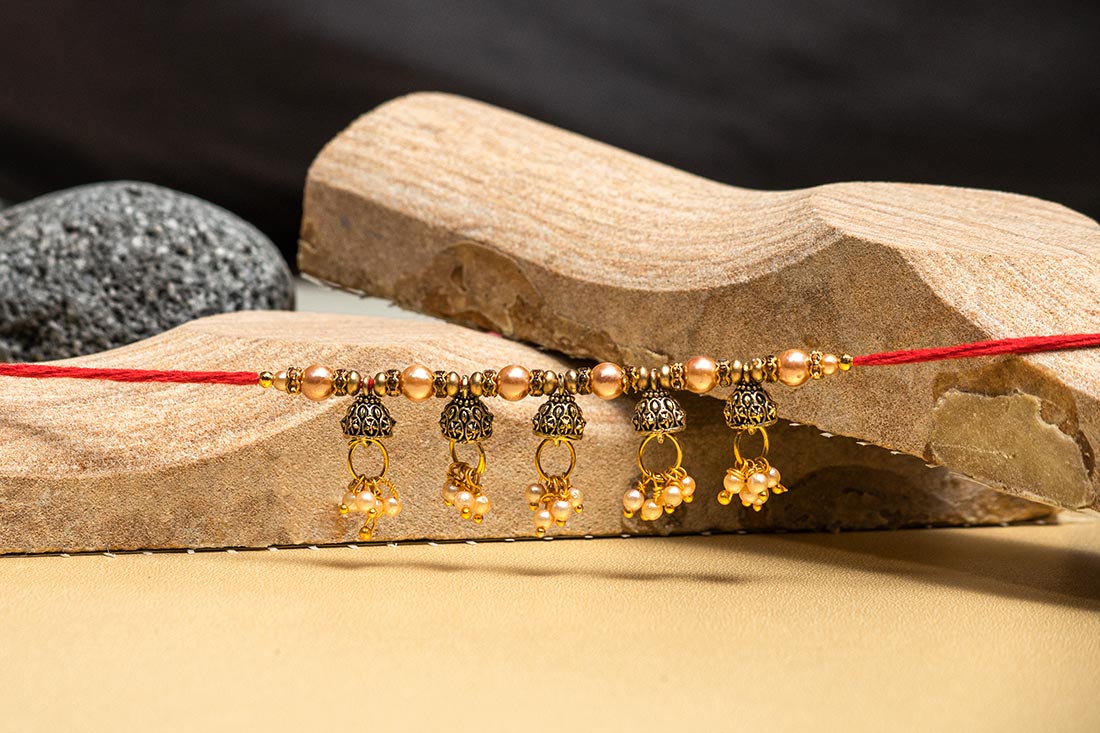 Send Fusion Strangled rakhi
