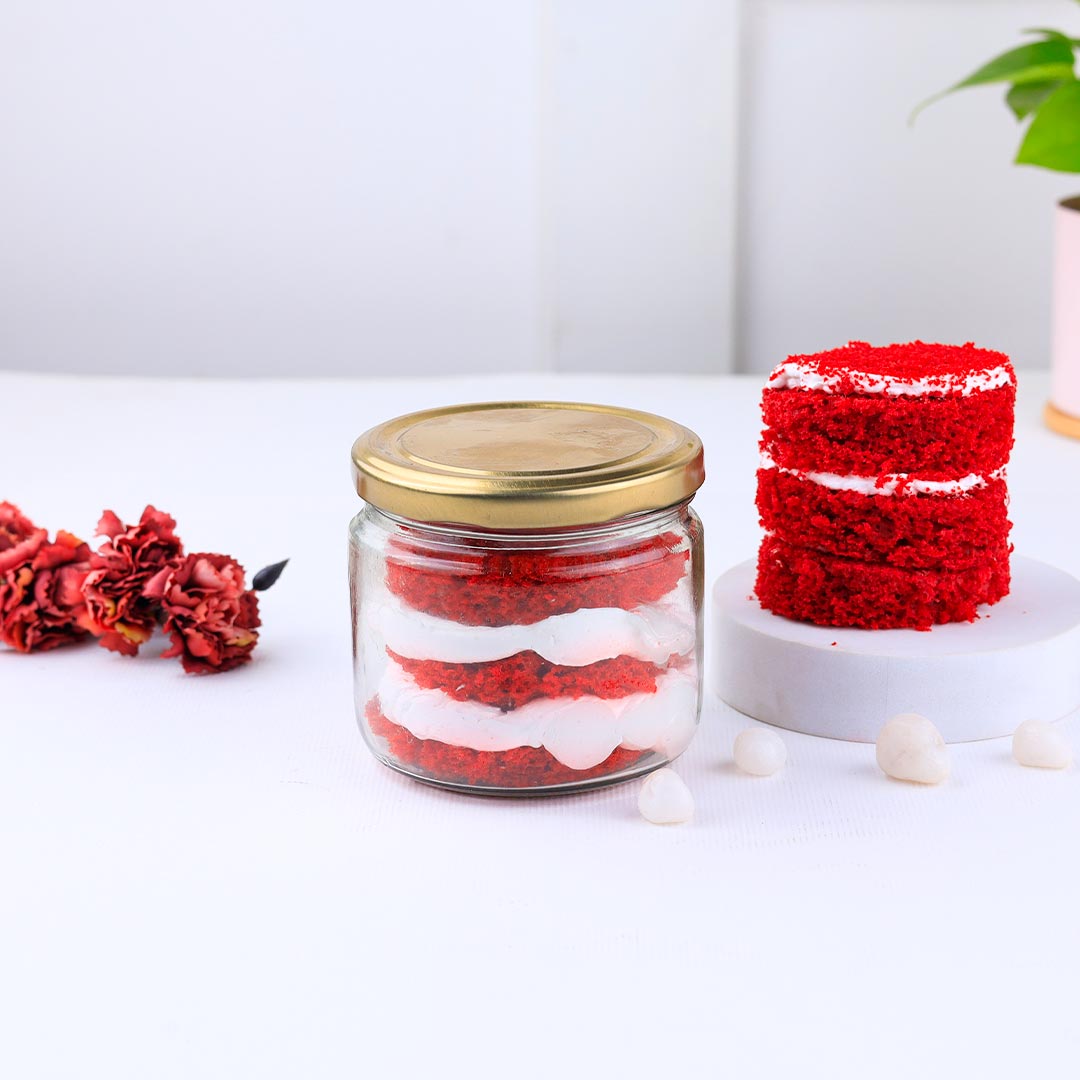 Hearfelt Chocolates, Flowers N Cakes Combo