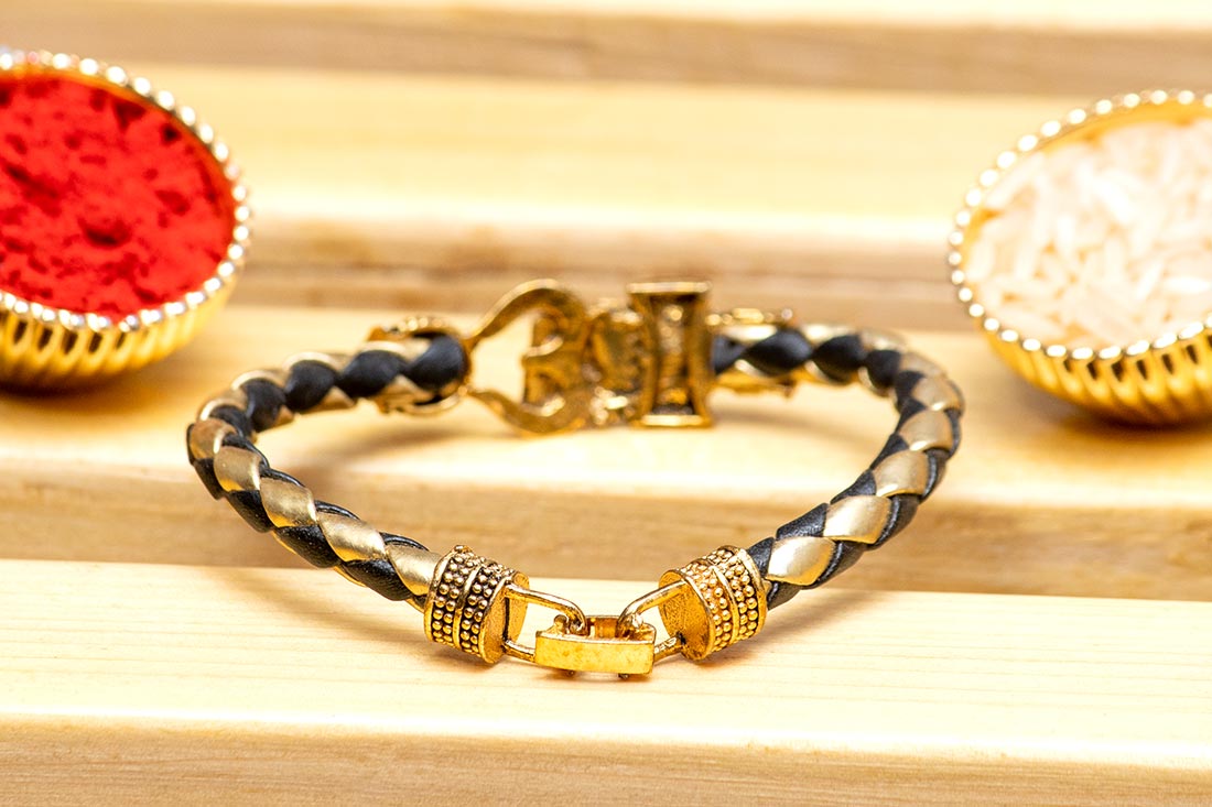 Mahadev Bracelet With Golden Engravings