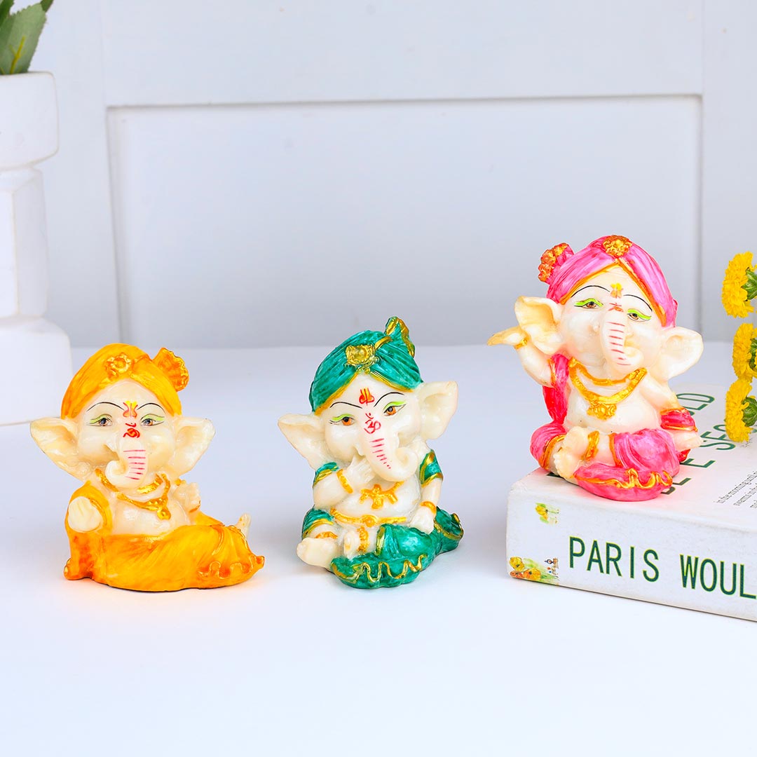 MDF Box Set With Flowers & Candle