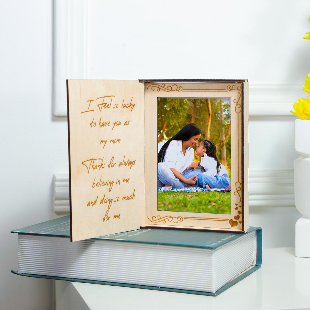 Personalized Best Mom In The World Book Frame