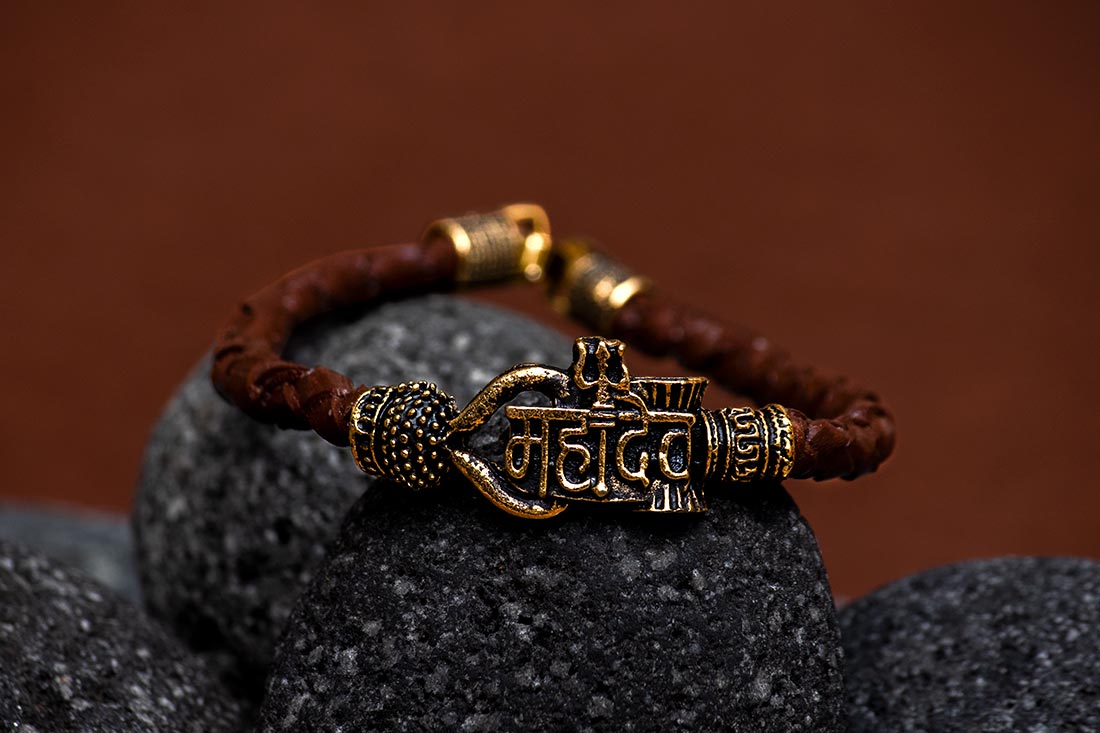 Shiva Brown Colored Bracelet Rakhi
