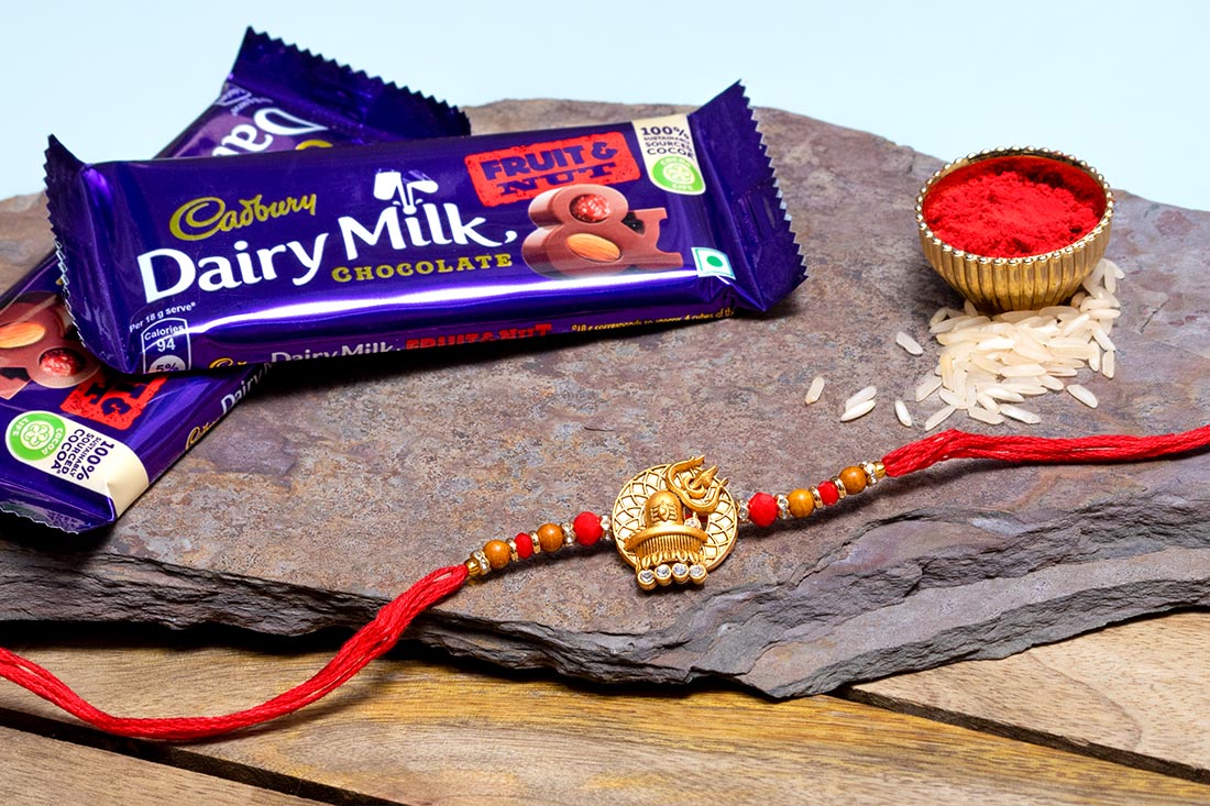 Shiva Rakhi With Red Thread And Dairy Milk Set