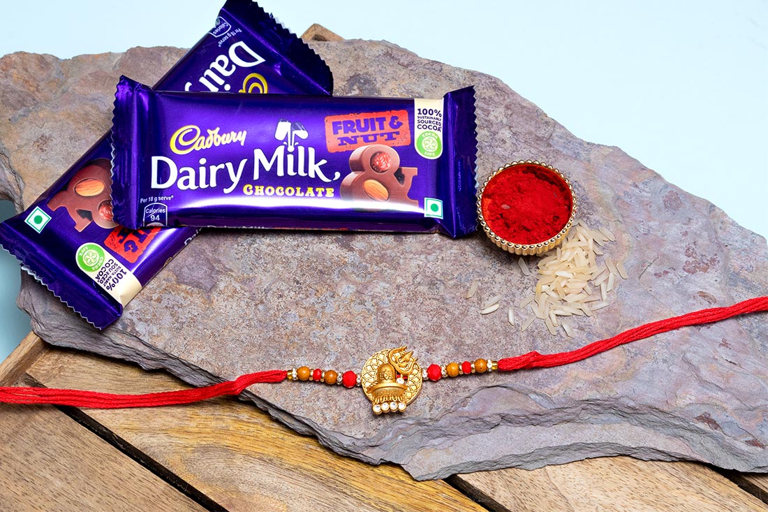 Shiva Rakhi With Red Thread And Dairy Milk Set Order Now