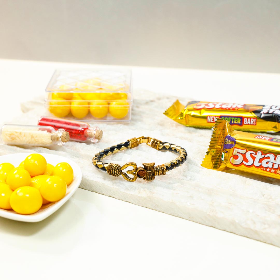 Trident Bracelet Rakhi With 5-star & Dragees Buy Online